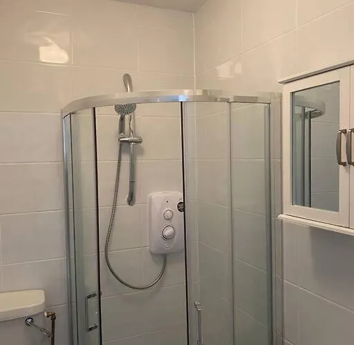 Beautiful One Bedroom In Apartment Galway