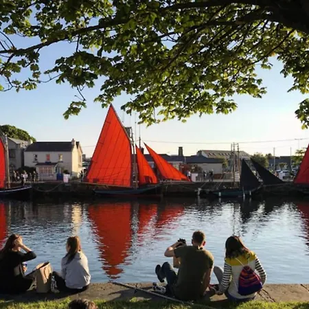 アパート Beautiful One Bedroom In *