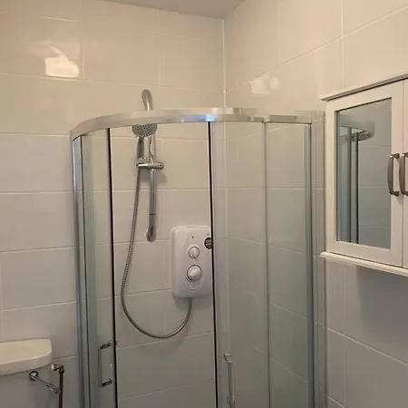 Beautiful One Bedroom In アパート ゴールウェイ