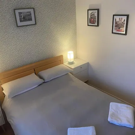 Beautiful One Bedroom In アパート *